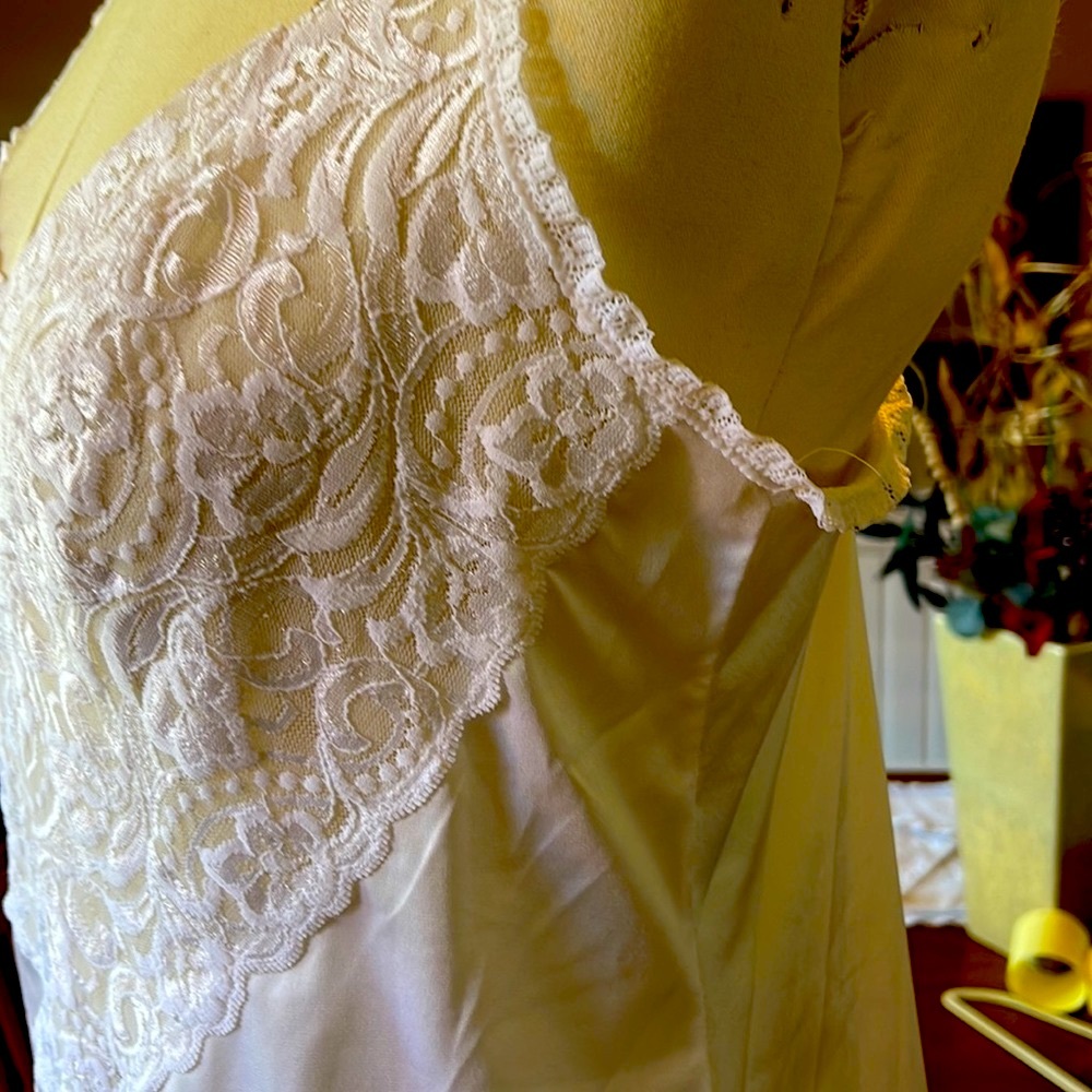 VANITY FAIR CAMI Sz36 LACE VINTAGE - Picture 5 of 9